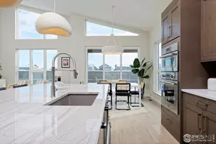 2286 Star Hl St, Longmont, CO 80503 - Photo 6