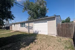 414 16th Ave Ct, Greeley, CO 80631 - Photo 2