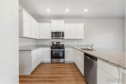 137 Robin Rd, Johnstown, CO 80534 - Photo 2