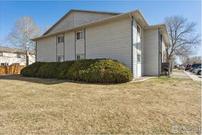 332 Terri Dr, Loveland, CO 80537 - Photo 2