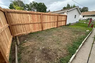 526 E 13th St, Loveland, CO 80537 - Photo 16