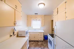 2229 10th Ave, Greeley, CO 80631 - Photo 14