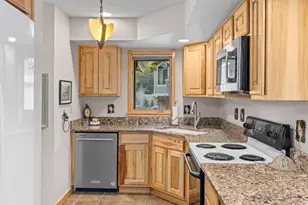 880 Crabapple Ln, Estes Park, CO 80517 - Photo 10