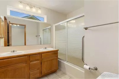 2421 Maplewood Cir W, Longmont, CO 80503 - Photo 16