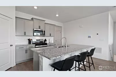 4709 Lynxes Way, Johnstown, CO 80534 - Photo 2