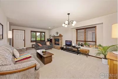 3029 Aspen Dr, Loveland, CO 80538 - Photo 6