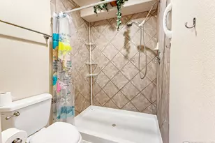 5775 29th St, Greeley, CO 80634 - Photo 18