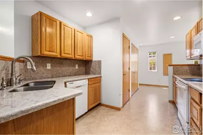 204 Shupe Cir, Loveland, CO 80537 - Photo 6
