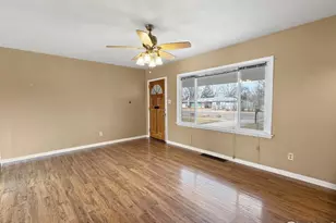 807 Columbine St, Sterling, CO 80751 - Photo 6
