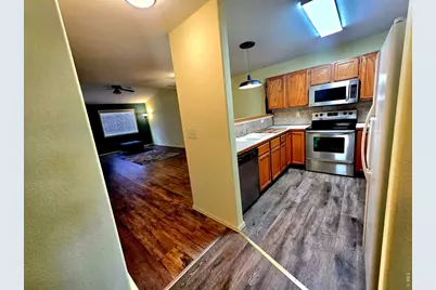 706 Daniels St, Brush, CO 80723 - Photo 10