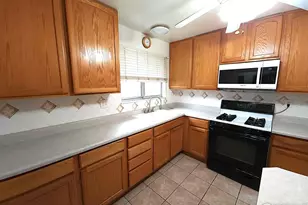 2814 W 27th St, Greeley, CO 80634 - Photo 6