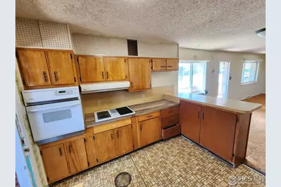 240 Villa Vista St, Sterling, CO 80751 - Photo 8