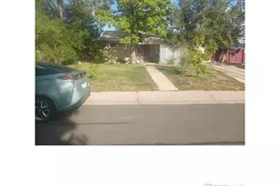 800 Nile St, Aurora, CO 80010 - Photo 1