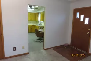 425 35th Ave Ct, Greeley, CO 80634 - Photo 4