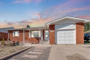 631 Aurora St, Fort Morgan, CO 80701 - Photo 2