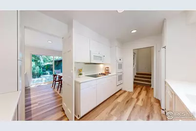 1113 Parkwood Dr, Fort Collins, CO 80525 - Photo 10