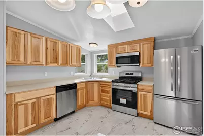 381 W 5th St, Rifle, CO 81650 - Photo 8