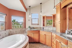 11730 Pointe View Dr, Longmont, CO 80503 - Photo 24