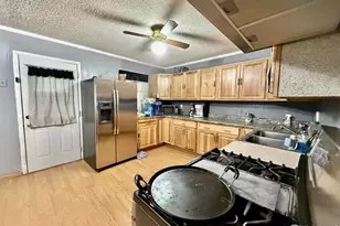 234 S Bowman Ave, Holyoke, CO 80734 - Photo 4