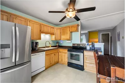 924 Vanderbilt Ct, Fort Collins, CO 80525 - Photo 10