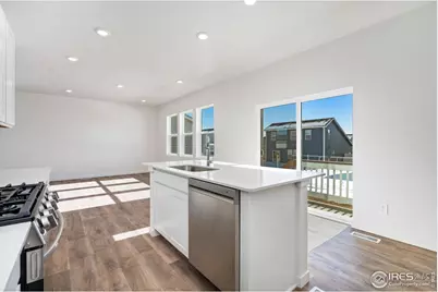 220 Dawn Dr, Hudson, CO 80642 - Photo 8
