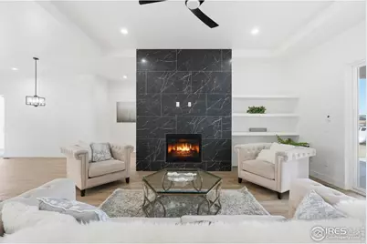 347 N Cedar St, Keenesburg, CO 80643 - Photo 4