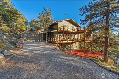 321 Greenwood Dr, Loveland, CO 80537 - Photo 2