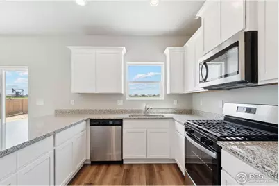 7413 Crystal Ave, Frederick, CO 80530 - Photo 6