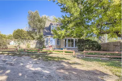 715 Hover St, Longmont, CO 80501 - Photo 2
