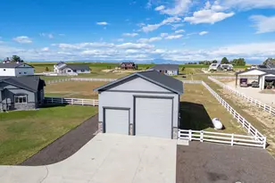 9441 Meadow Farms Dr, Milliken, CO 80543 - Photo 34