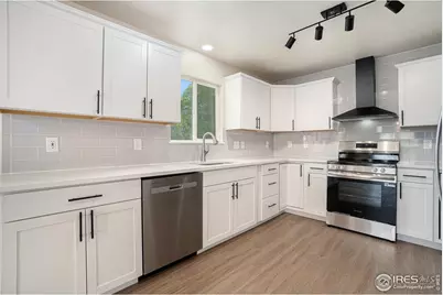 676 Timber View Ct, Loveland, CO 80538 - Photo 8