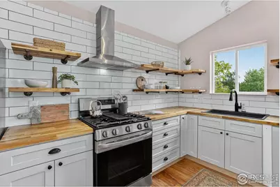 209 Ewald Ave, Lyons, CO 80540 - Photo 8