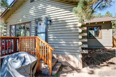 930 Highacres Dr, Estes Park, CO 80517 - Photo 24