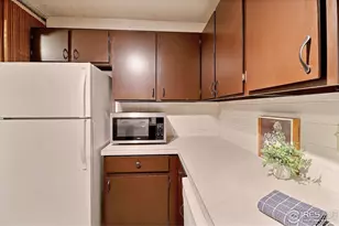 2837 W 28th St, Greeley, CO 80634 - Photo 8