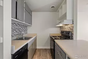 225 E 8th Ave, Longmont, CO 80504 - Photo 8