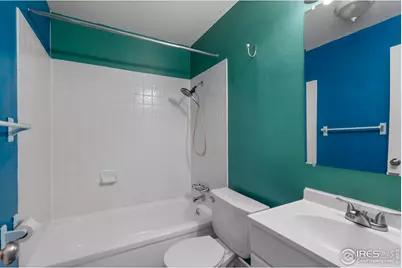 225 E 8th Ave #E-20, Longmont, CO 80504 - Photo 12