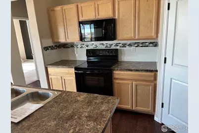 10432 19th St, Greeley, CO 80634 - Photo 8