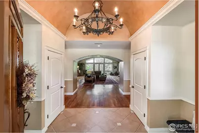 601 Loomis Ct, Longmont, CO 80501 - Photo 4