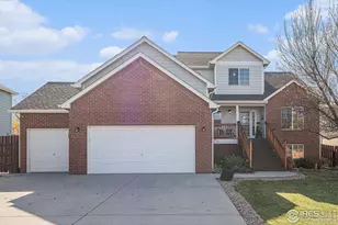 5872 Merganser Ct, Longmont, CO 80504 - Photo 2