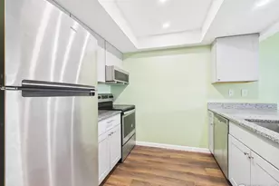 14100 E Temple Dr, Aurora, CO 80015 - Photo 8