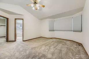2062 Ridgeview Dr, Longmont, CO 80504 - Photo 16