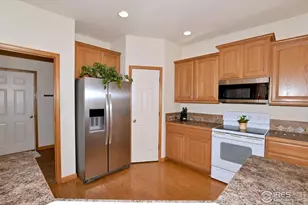 1047 Canal Dr, Windsor, CO 80550 - Photo 18