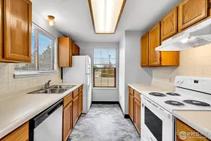 2013 Bronson St, Fort Collins, CO 80526 - Photo 2