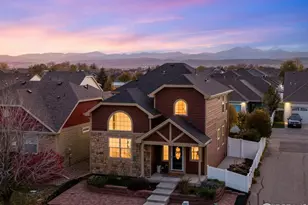 800 Gateway Park Ln, Berthoud, CO 80513 - Photo 1