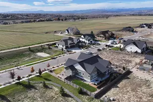 1246 Swan Peter Dr, Berthoud, CO 80513 - Photo 4