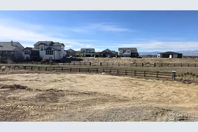 1826 Frost Dr, Windsor, CO 80550 - Photo 4