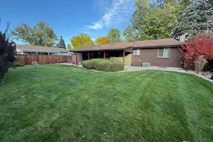 1727 S Field Ct, Lakewood, CO 80232 - Photo 2