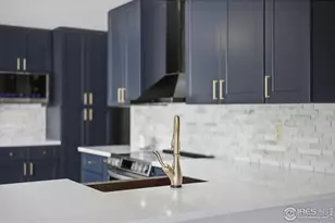 3901 Heatherwood Cir, Johnstown, CO 80534 - Photo 6