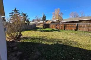 915 Pear St, Fort Collins, CO 80521 - Photo 10