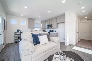 3545 Valleywood Ct, Johnstown, CO 80534 - Photo 8